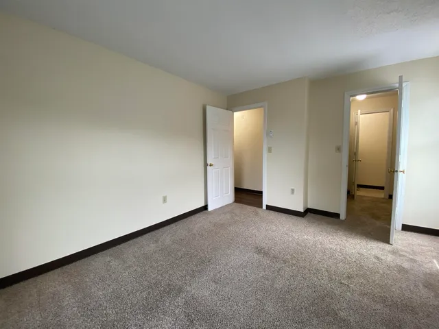 $1,831 | 119 Eastern Avenue, Unit 301, Manchester, NH 03104