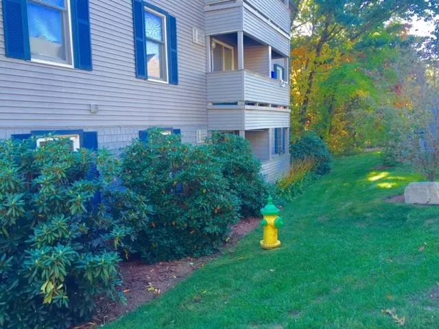 $1,831 | 119 Eastern Avenue, Unit 301, Manchester, NH 03104
