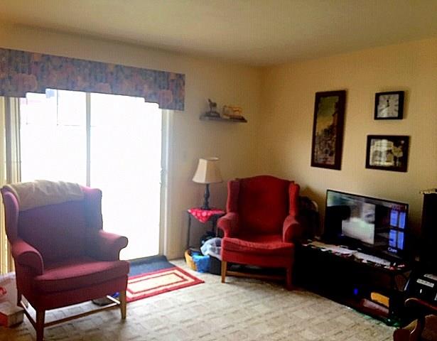 508 Jefferson Street Rochester, PA 15074 - Photo 3 of 16 Living Room 2