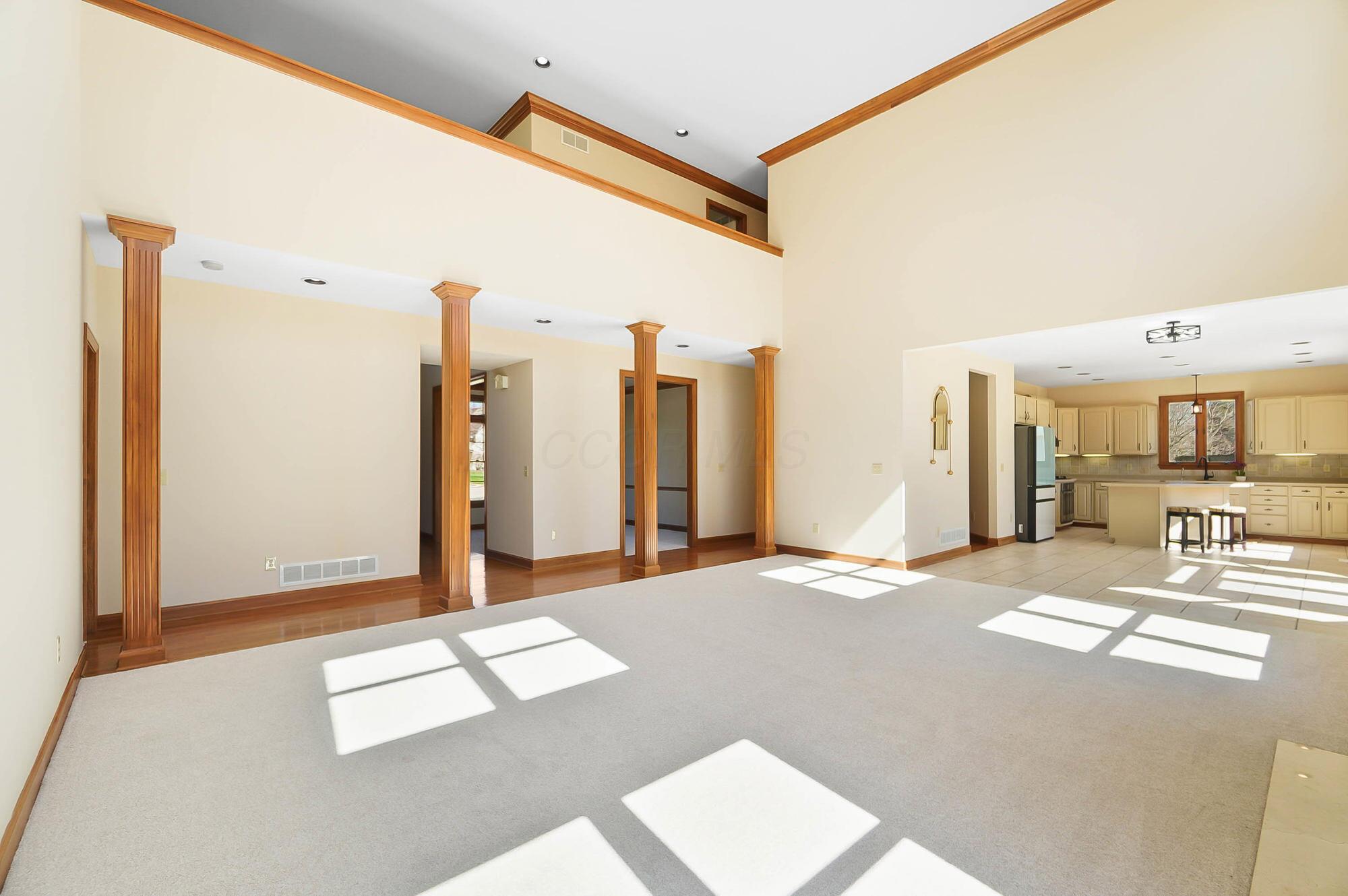 8591 Spring Flower Road Pickerington, OH 43147 - Photo 16 of 84 Great Room