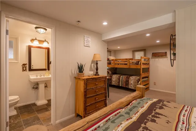 a view of a walk in closet