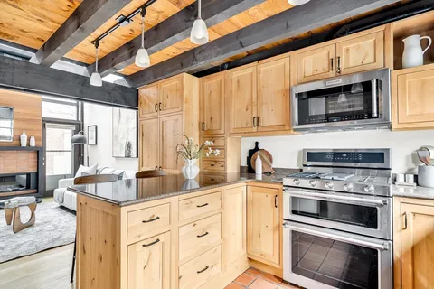 $1,490,000 | 36 Irving Street, Unit 6, Cambridge, MA 02138