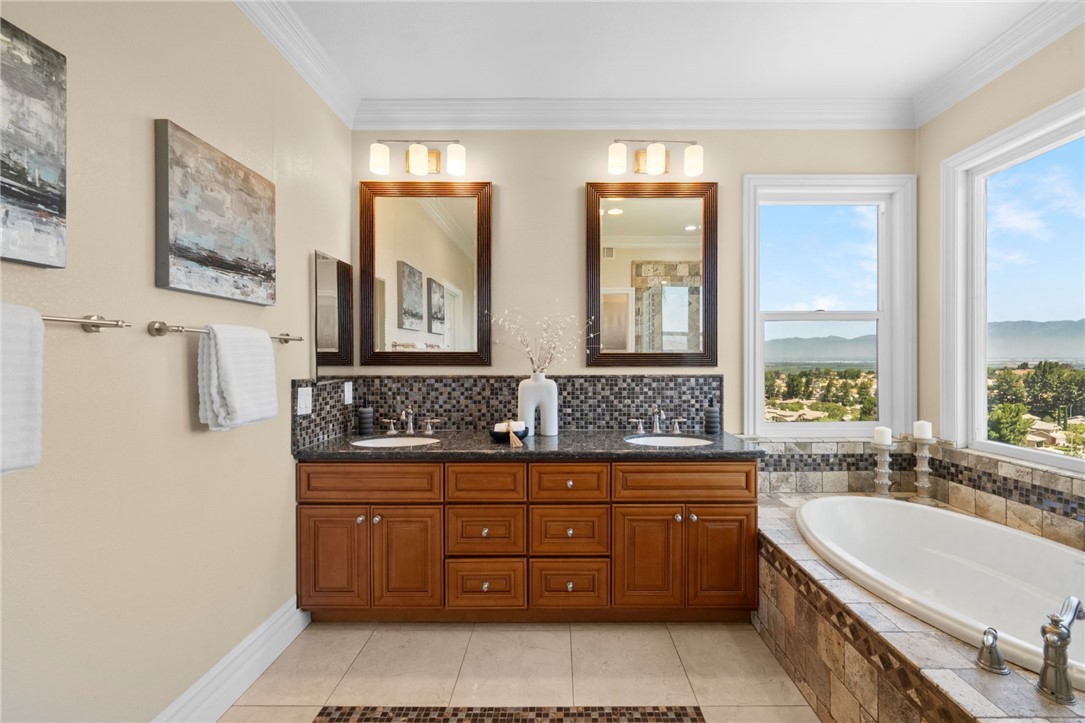3209 Crystal Ridge Circle Corona, CA 92882 - Photo 41 of 78