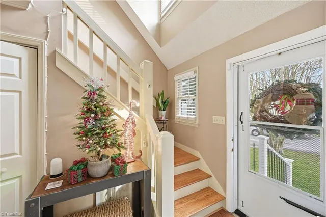 $239,900 | 2005 Carlisle Way, High Point, NC 27265