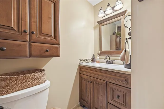 $239,900 | 2005 Carlisle Way, High Point, NC 27265