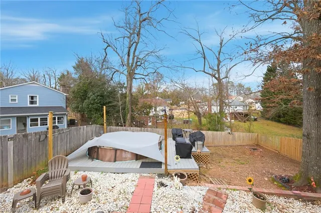 $239,900 | 2005 Carlisle Way, High Point, NC 27265