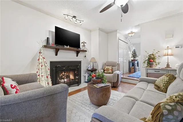 $239,900 | 2005 Carlisle Way, High Point, NC 27265