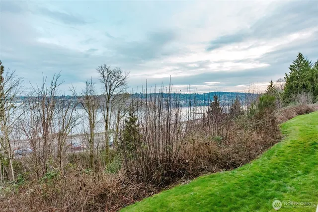 $249,950 | 1700 West Sunn Fjord Lane, Unit L103, Bremerton, WA 98312