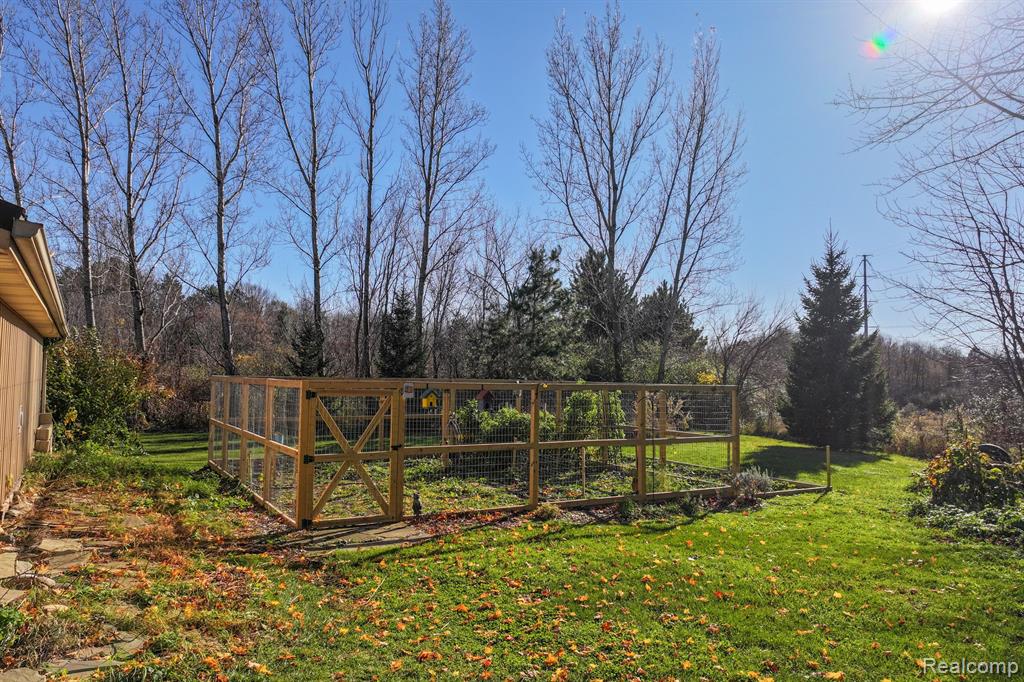 6510 Mertz Road Mayville, MI 48744 - Photo 12 of 34 Gallery Image 12