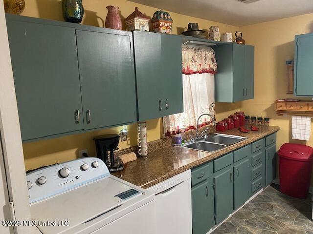 337 East Missouri Avenue Crenshaw, MS 38621 - Photo 13 of 31 Kitchen