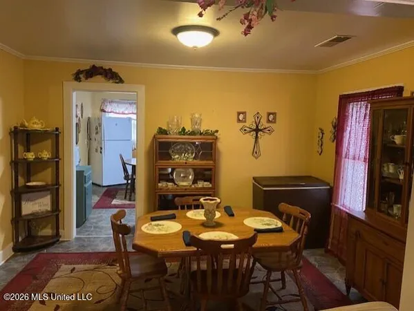 $114,900 | 337 East Missouri Avenue, Crenshaw, MS 38621