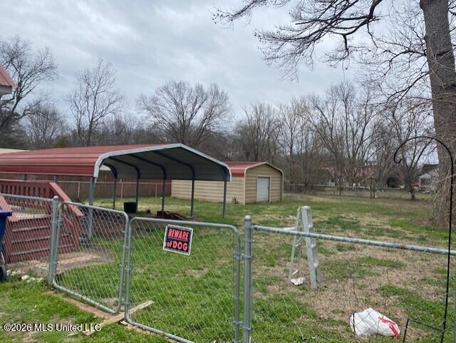 337 East Missouri Avenue Crenshaw, MS 38621 - Photo 30 of 31 Fence to backyard