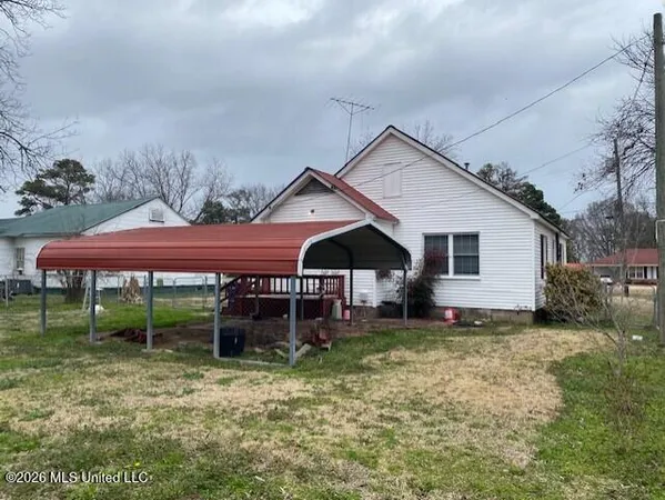 $114,900 | 337 East Missouri Avenue, Crenshaw, MS 38621