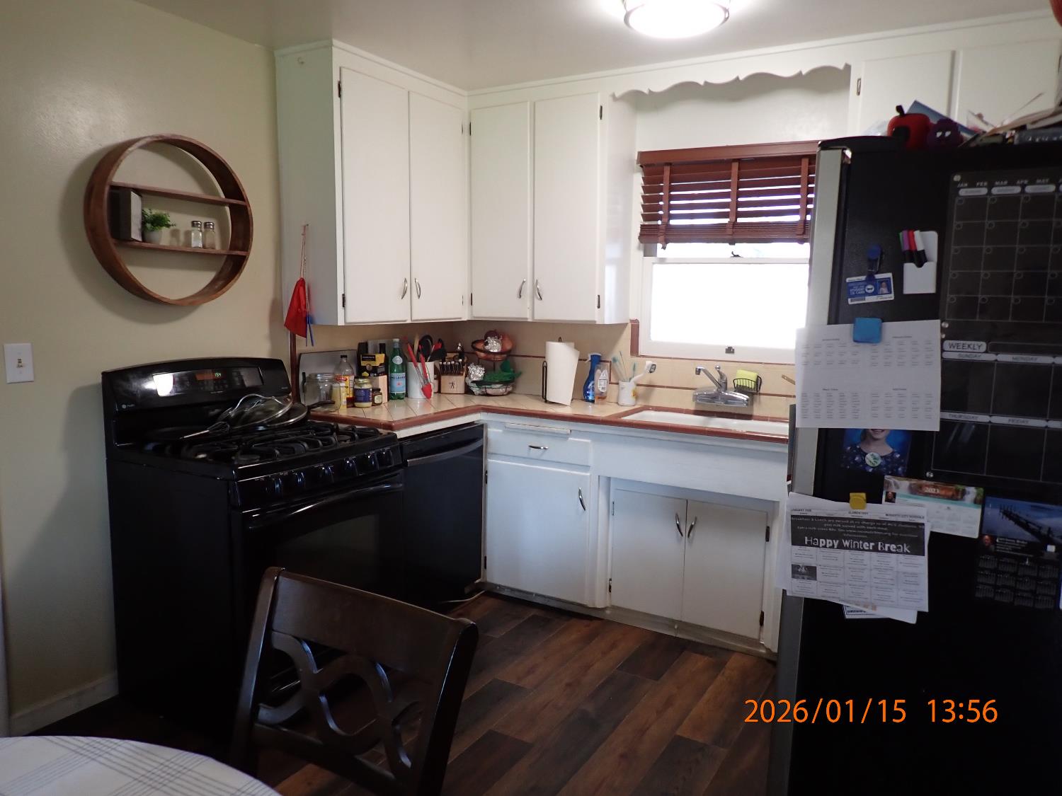 1306 Joni Avenue Modesto, CA 95350 - Photo 4 of 20