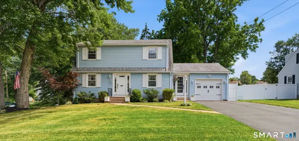 $495,000 | 4 Ireland Road, Wethersfield, CT 06109