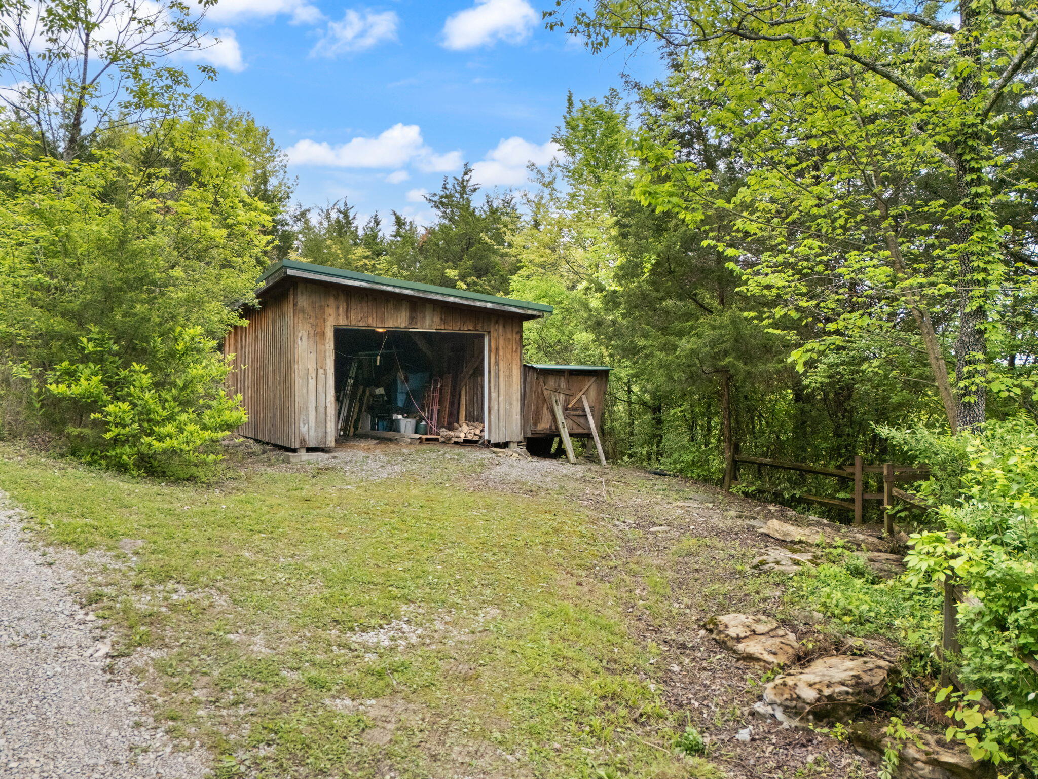 571 Whitlock Road Richmond, KY 40475 - Photo 33 of 59 52-web-or-mls-DJI_20250509111225_0147_D