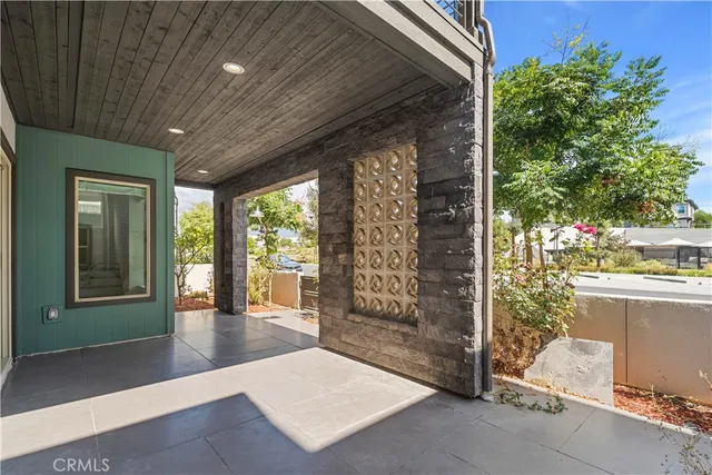 $6,950 | 145 Bosal, Irvine, CA 92618