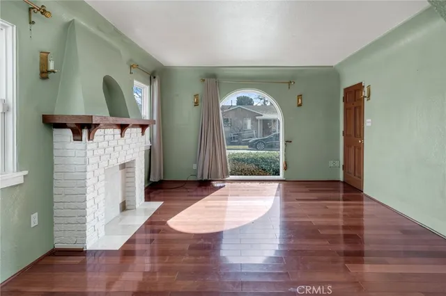 $599,000 | 471 East Platt Street, Long Beach, CA 90805