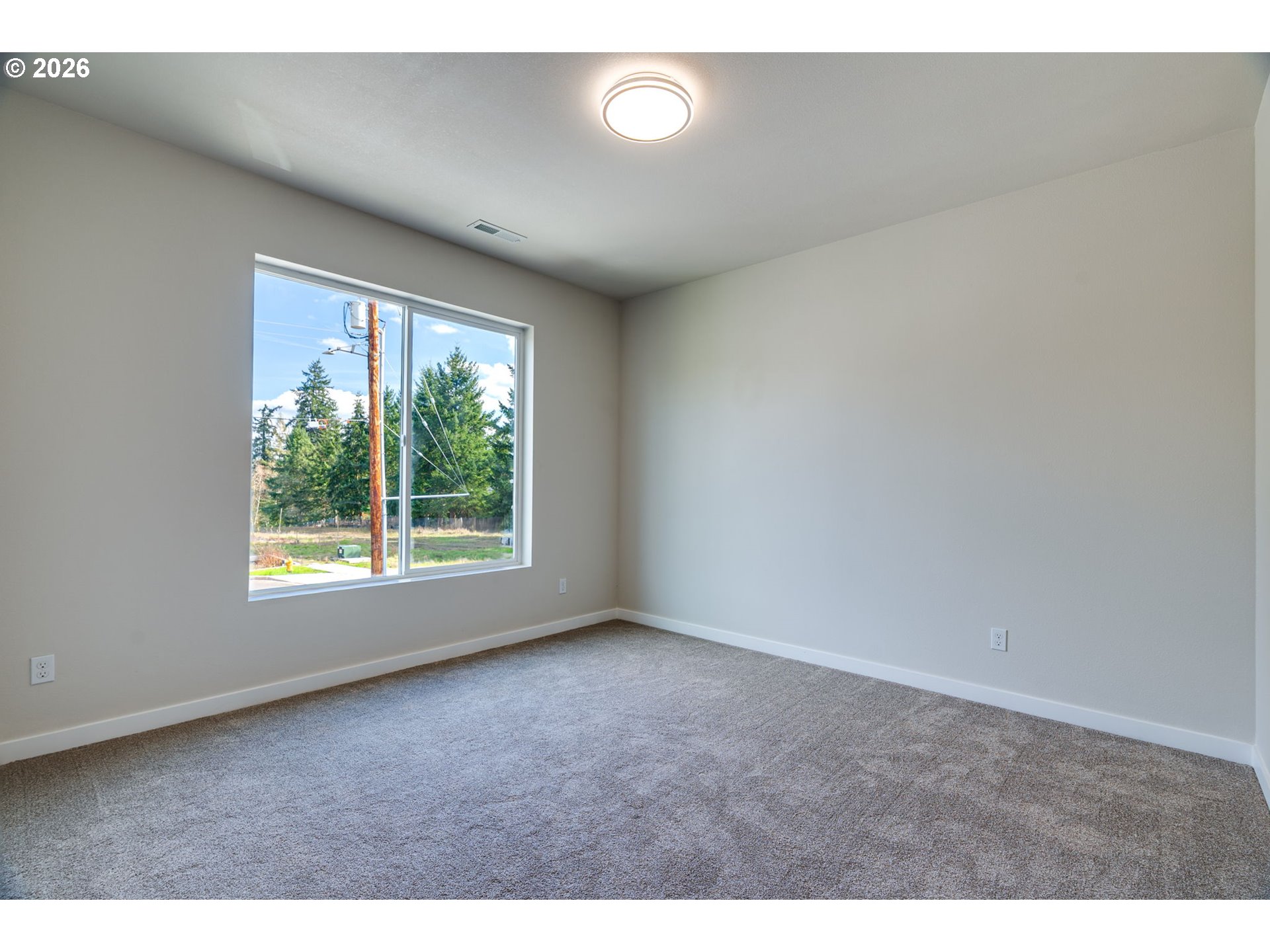 28683 Southwest Canyon Creek Road Wilsonville, OR 97070 - Photo 29 of 37 Bedroom