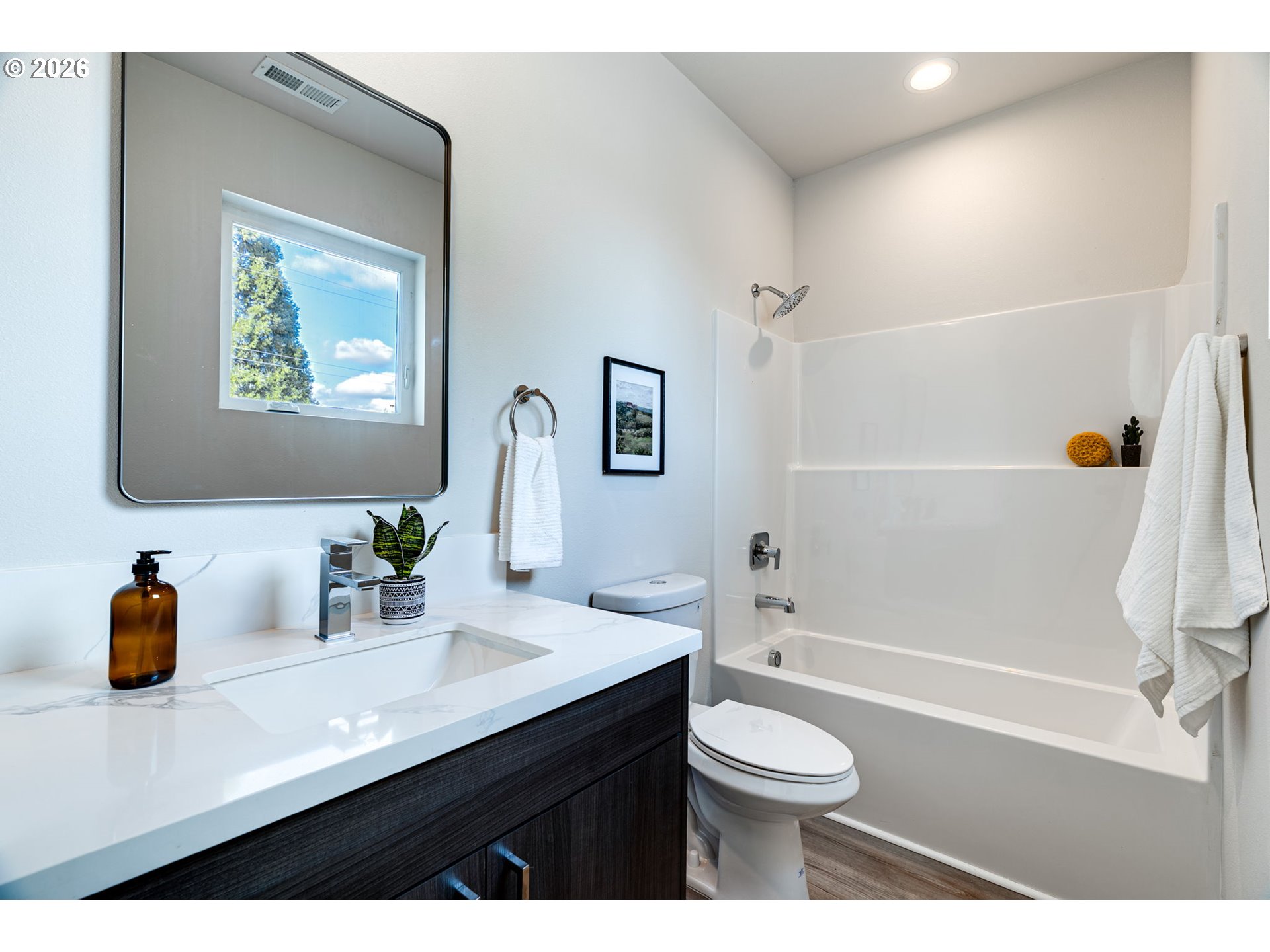 28683 Southwest Canyon Creek Road Wilsonville, OR 97070 - Photo 32 of 37 Bathroom