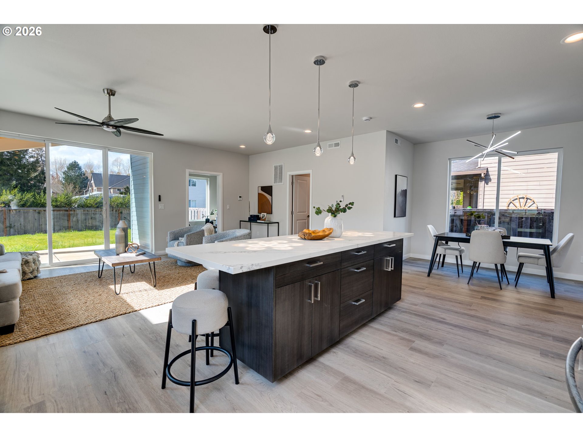 28683 Southwest Canyon Creek Road Wilsonville, OR 97070 - Photo 6 of 37