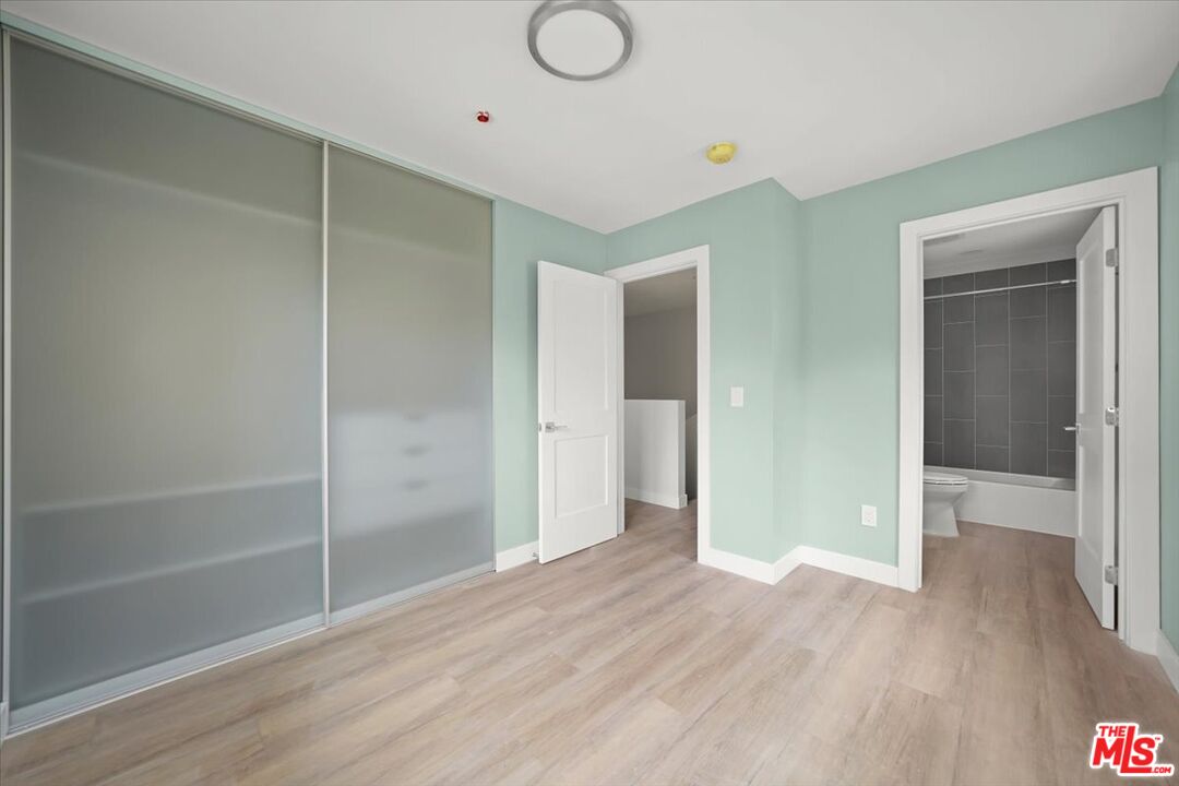 1317 Punta Gorda Street, Unit 6 Santa Barbara, CA 93103 - Photo 21 of 70