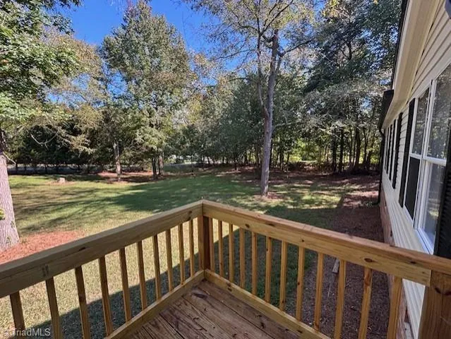 $245,500 | 318 Saddlebrook Drive, Summerfield, NC 27358