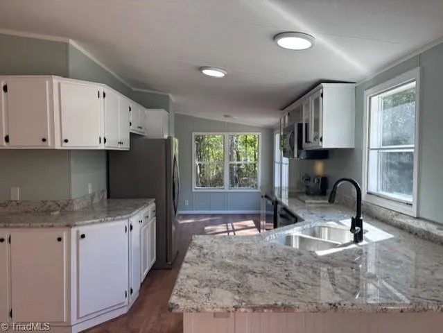 $245,500 | 318 Saddlebrook Drive, Summerfield, NC 27358