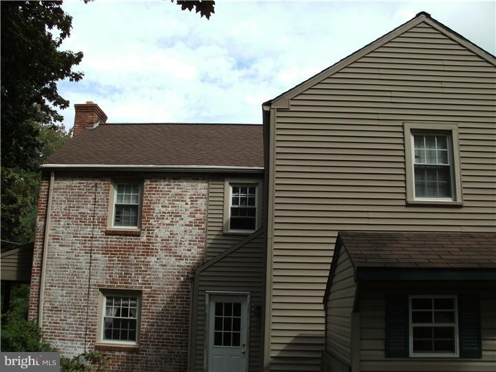 102 Hillside Circle Villanova, PA 19085 - Photo 4 of 8