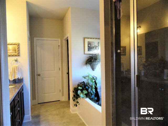 550 Leeds Court Foley, AL 36535 - Photo 18 of 25 Master bath