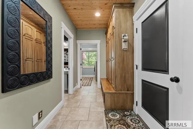 $968,000 | 1595 North 760 East, Shelley, ID 83274