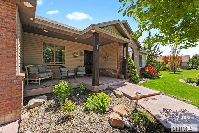 $968,000 | 1595 North 760 East, Shelley, ID 83274