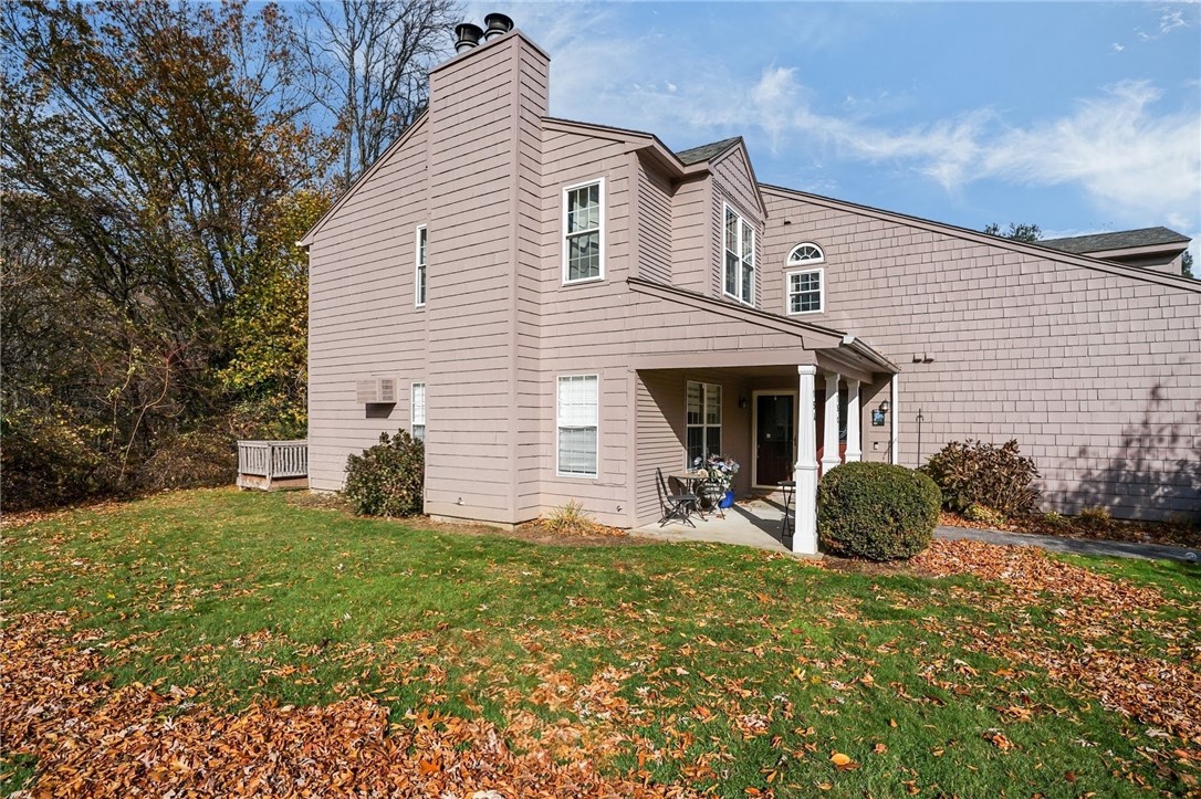 15 Nipmuc Trail, Unit A North Providence, RI 02904 - Photo 24 of 28 End unit