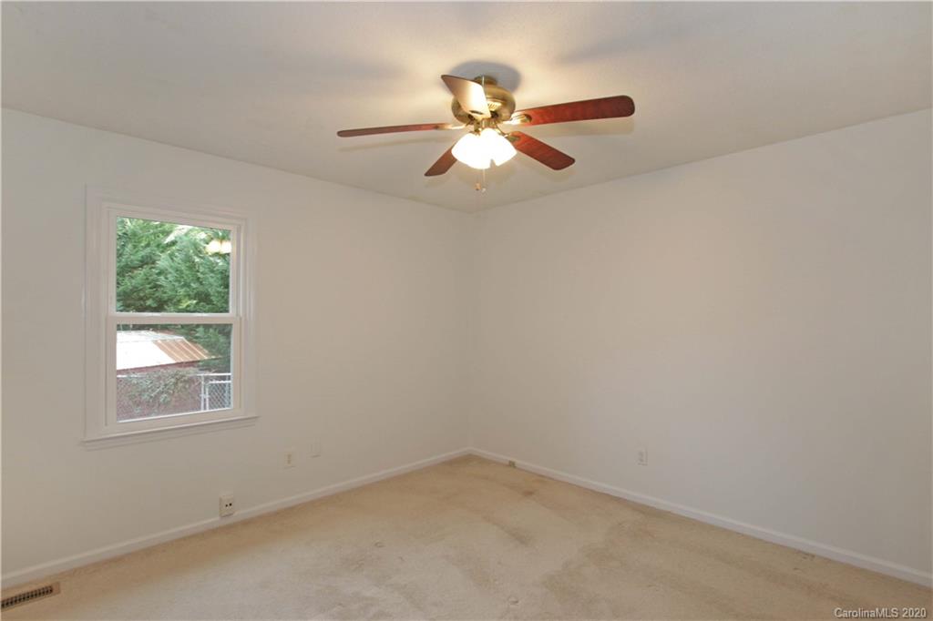 232 Sain Road Statesville, NC 28625 - Photo 12 of 32 Gallery Image 12