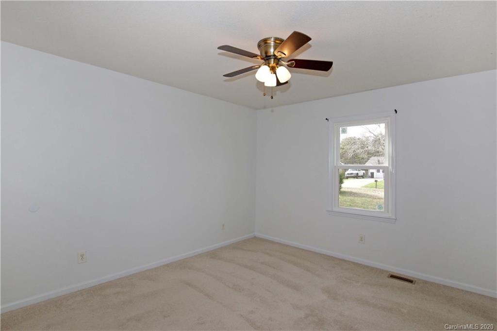 232 Sain Road Statesville, NC 28625 - Photo 18 of 32 Gallery Image 18