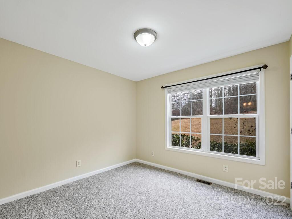 180 Weston Road Arden, NC 28704 - Photo 14 of 30 Gallery Image 14