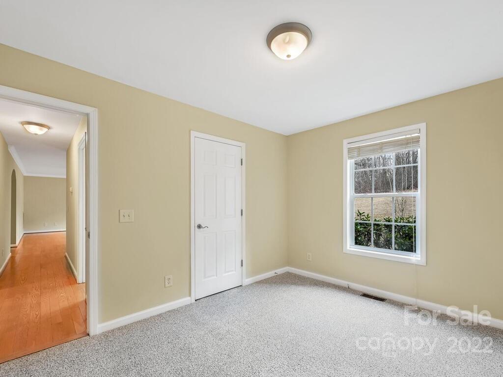 180 Weston Road Arden, NC 28704 - Photo 18 of 30 Gallery Image 18