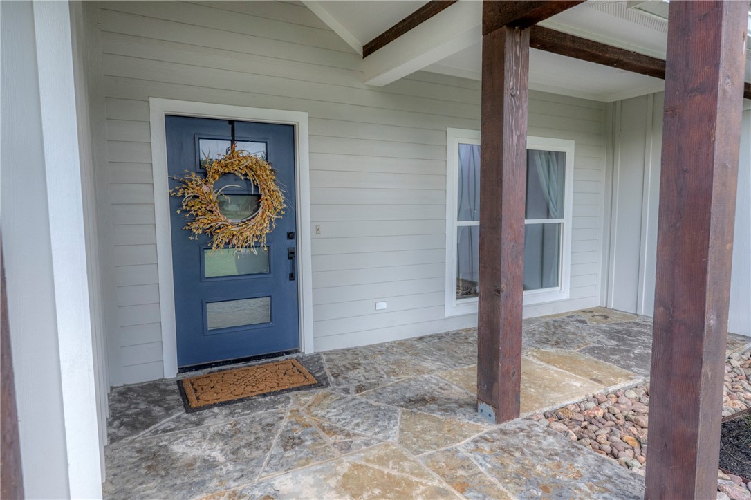 7105 Watermelon Road Somerville, TX 77879 - Photo 6 of 40 a view of an entryway