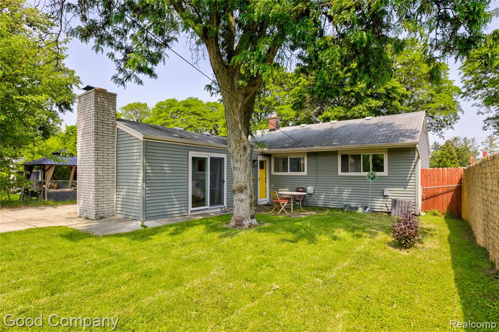 4217 Crooks Road Royal Oak, MI 48073 - Photo 49 of 50