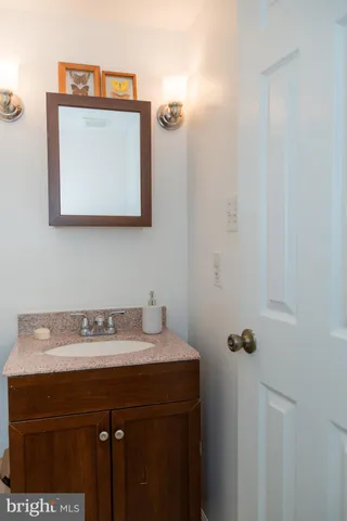 $2,442 | 5317 Macwood Drive, Woodbridge, VA 22193