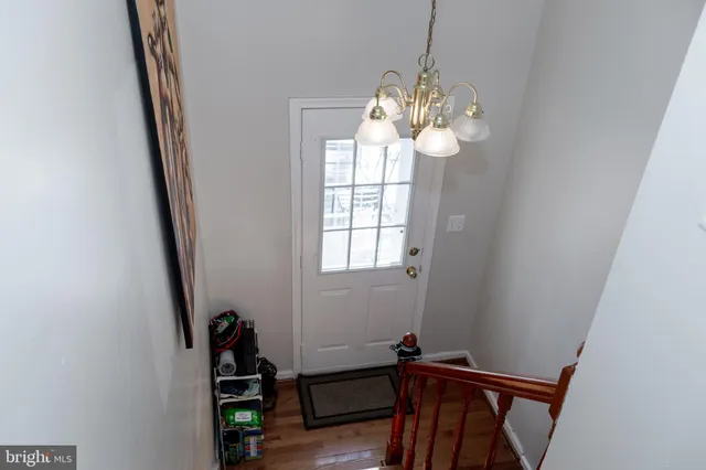 $2,442 | 5317 Macwood Drive, Woodbridge, VA 22193