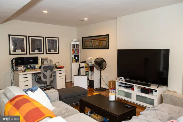 $2,442 | 5317 Macwood Drive, Woodbridge, VA 22193