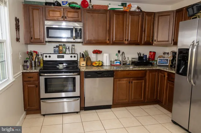 $2,442 | 5317 Macwood Drive, Woodbridge, VA 22193