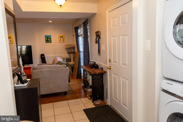 $2,442 | 5317 Macwood Drive, Woodbridge, VA 22193