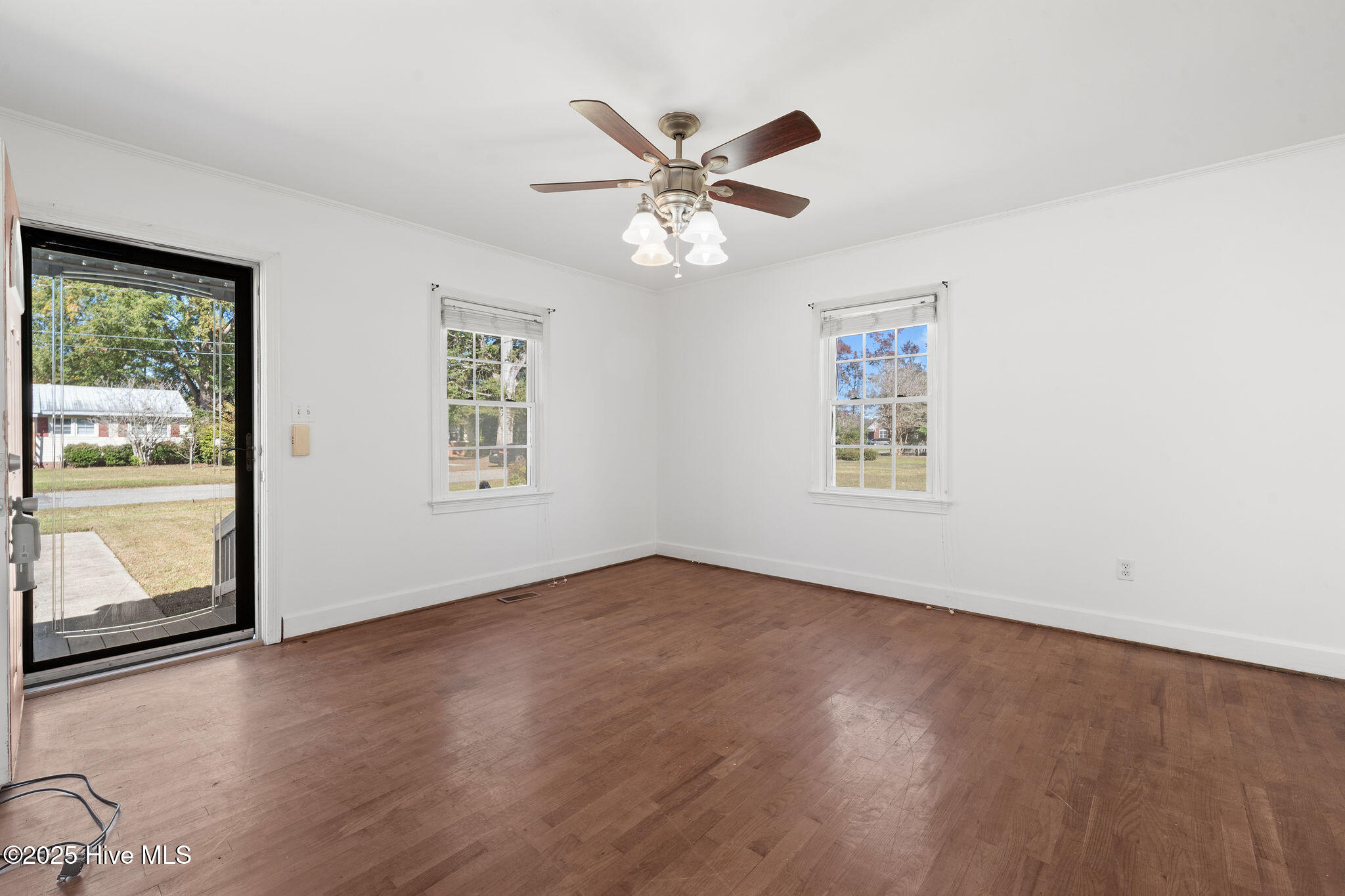 217 Stevens Street Wallace, NC 28466 - Photo 3 of 29 217stevens3