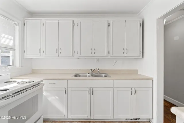 $135,000 | 217 Stevens Street, Wallace, NC 28466