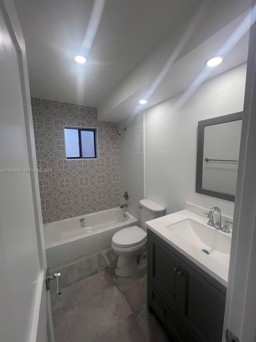 8600 Southwest 133rd Avenue Road, Unit 319 Miami, FL 33183 - Photo 12 of 16
