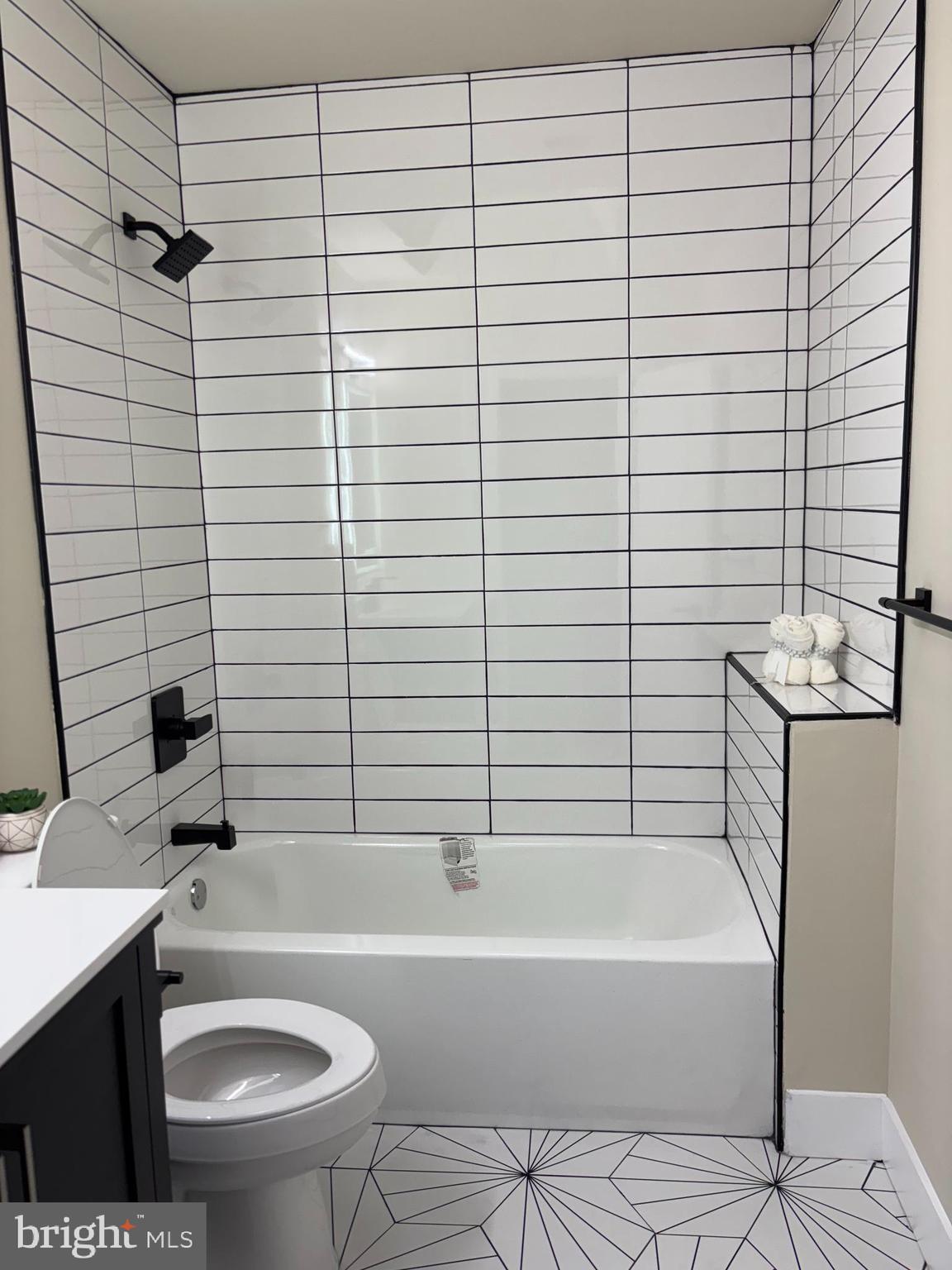 7423 Beverly Road Philadelphia, PA 19138 - Photo 13 of 27
