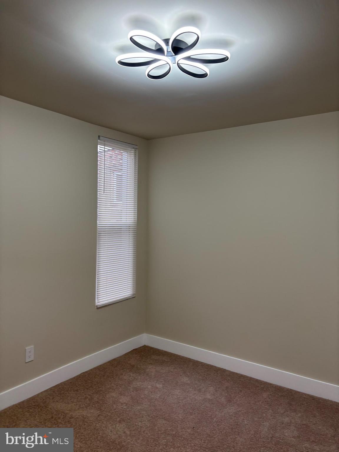 7423 Beverly Road Philadelphia, PA 19138 - Photo 15 of 27