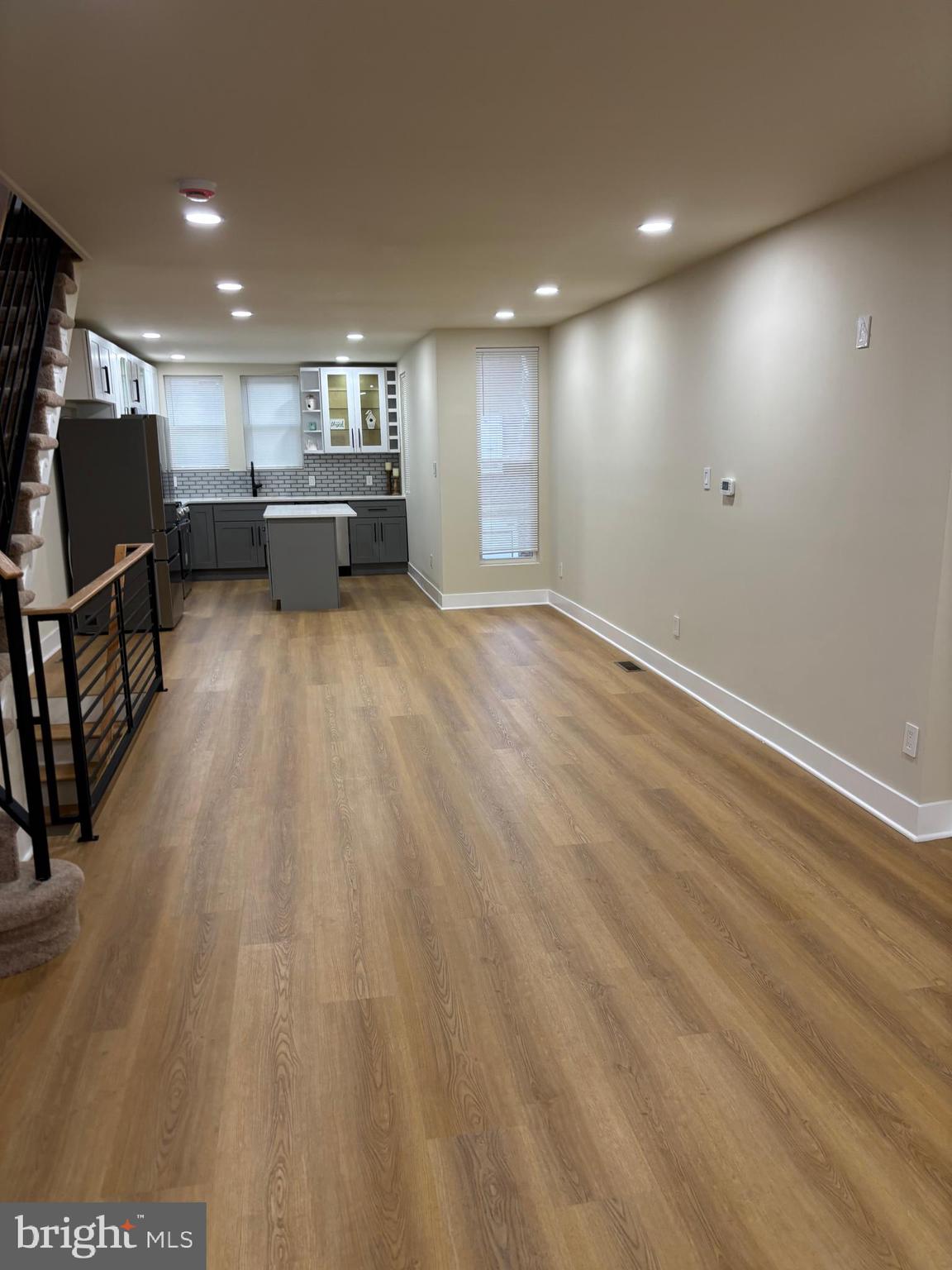 7423 Beverly Road Philadelphia, PA 19138 - Photo 2 of 27